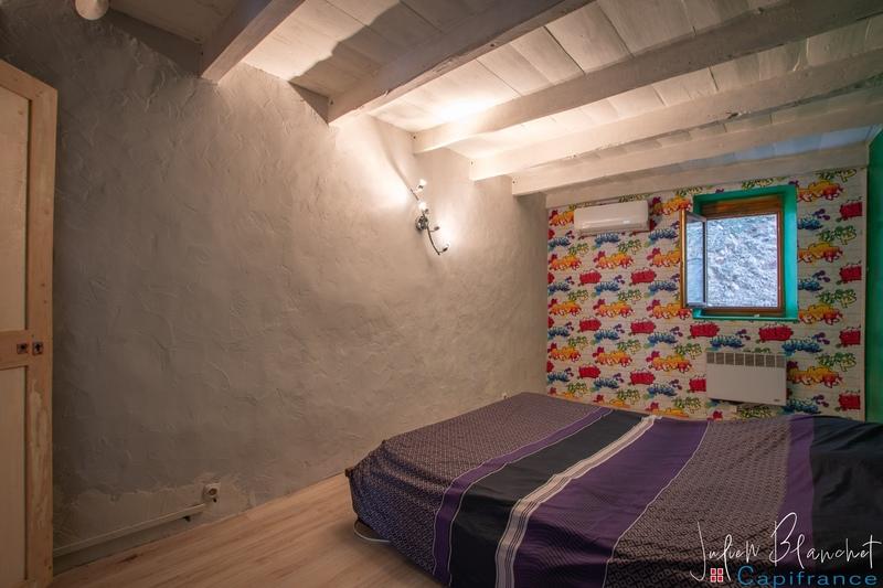 Immeuble - 186 m² - 10 pièces