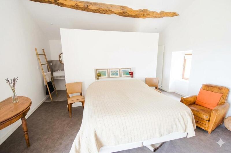 Demeure - 220 m² - 7 pièces