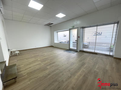 Local commercial - 112 m²