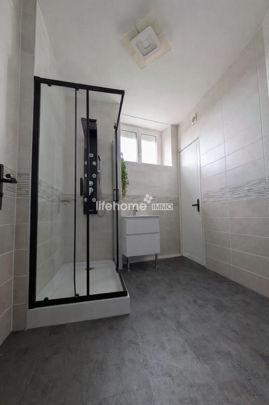 Appartement - 77 m² - 2 pièces