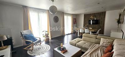 Maison - 91 m² - 5 pièces