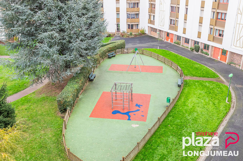 Appartement - 70 m² - 4 pièces