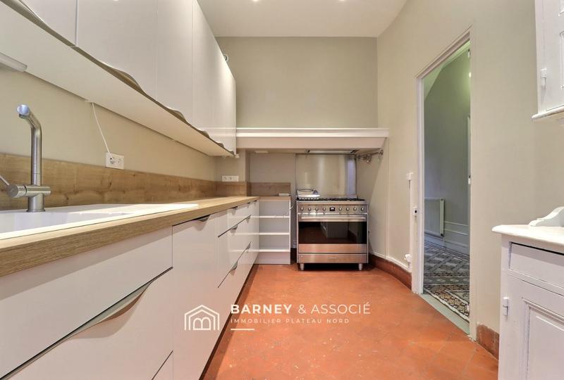 Maison ancienne - 184 m² - 8 pièces