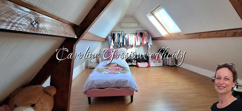 Maison - 220 m² - 12 pièces