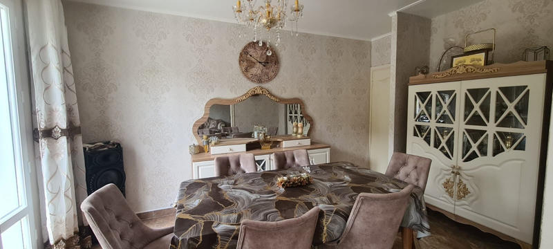 Maison - 149 m² - 7 pièces