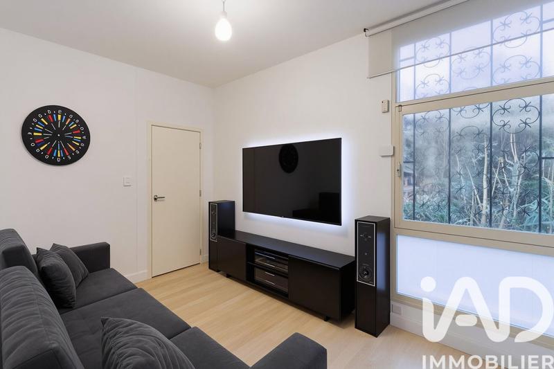 Maison - 208 m² - 8 pièces