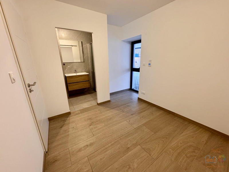 Appartement - 152 m² - 5 pièces