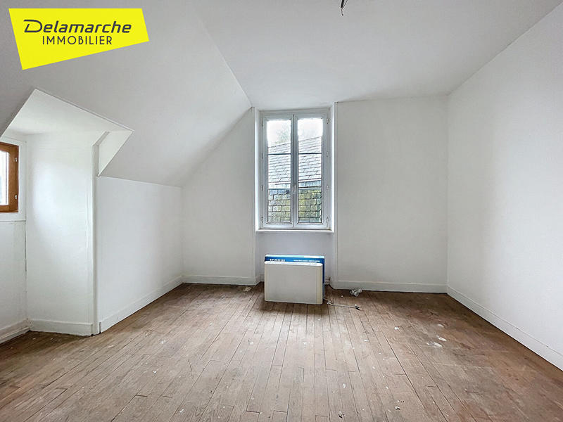 Maison - 143 m² - 9 pièces