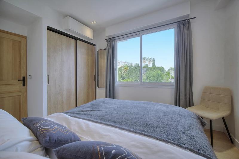 Appartement - 95 m² - 4 pièces