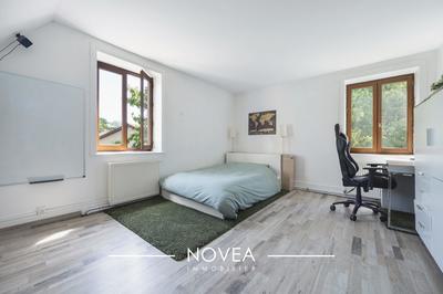 Ferme - 225 m² - 8 pièces