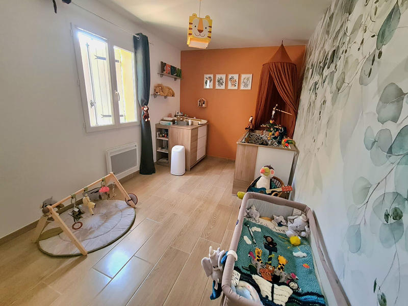 Maison - 99 m² - 4 pièces