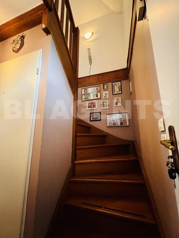 Maison - 91 m² - 5 pièces