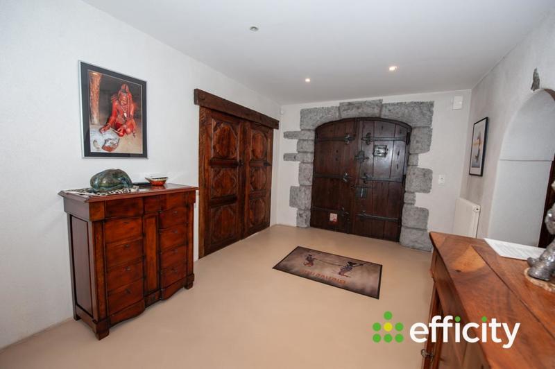 Maison - 444 m² - 10 pièces