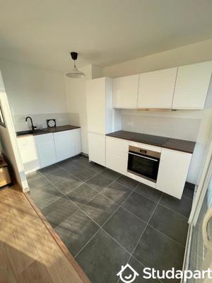 Chambre - 9 m² - 1 pièce