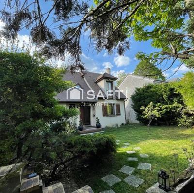 Maison - 140 m² - 6 pièces