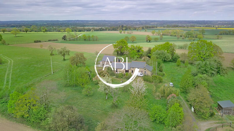 Maison - 160 m² - 5 pièces