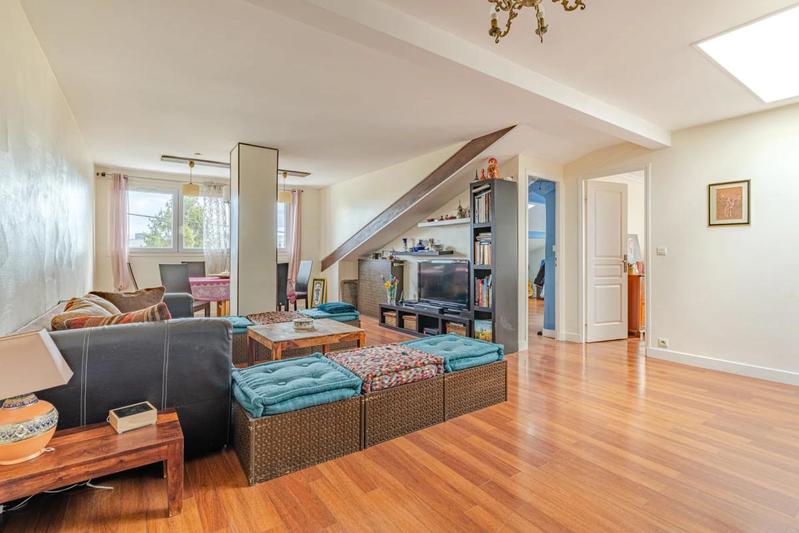 Appartement - 96 m² - 4 pièces