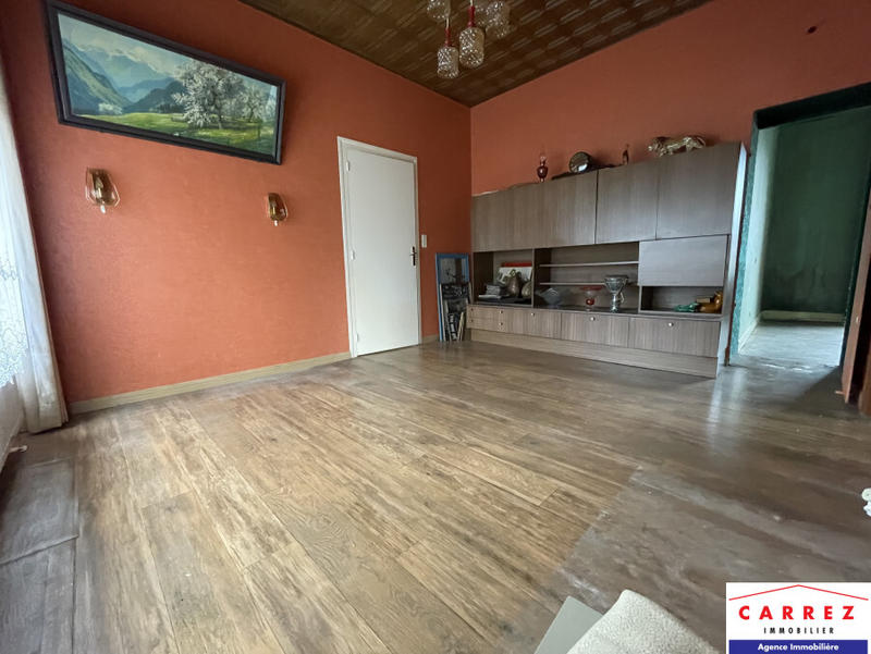 Maison - 184 m² - 11 pièces