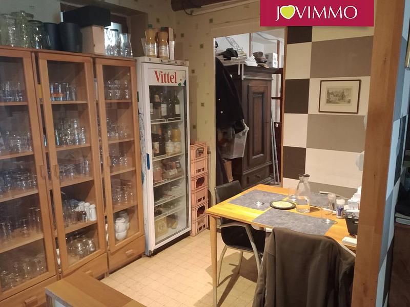 Magasins - 383 m² - 12 pièces