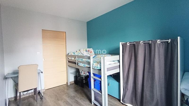 Maison - 250 m² - 12 pièces