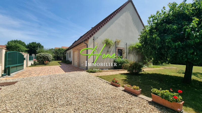 Maison - 151 m² - 6 pièces