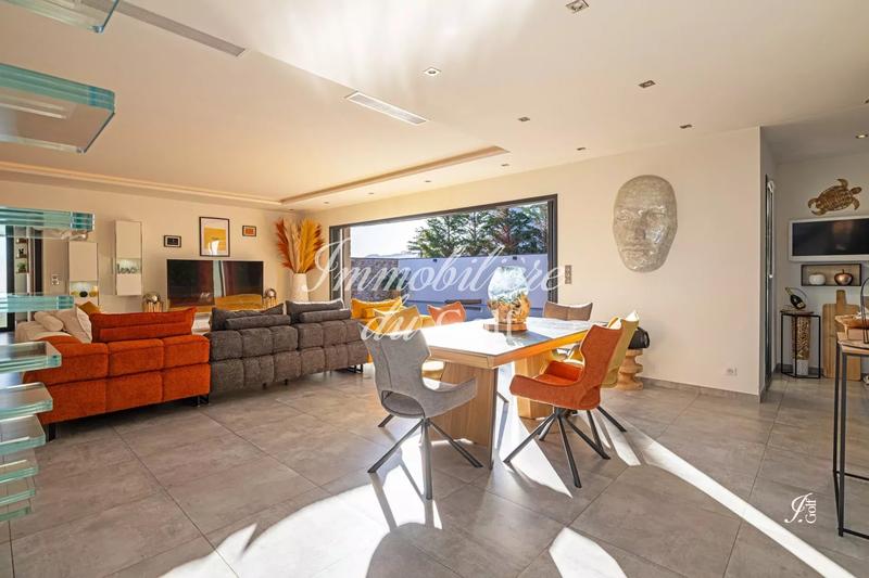 Villa - 158 m² - 5 pièces