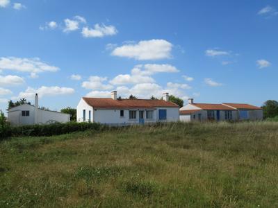 Maison traditionnelle - 85 m² - 6 pièces