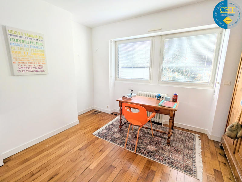 Maison - 179 m² - 7 pièces