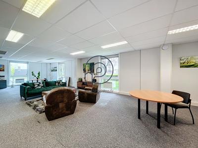 Bureau - 264 m²