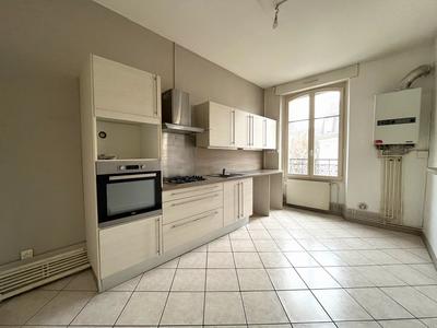 Appartement - 64 m² - 3 pièces