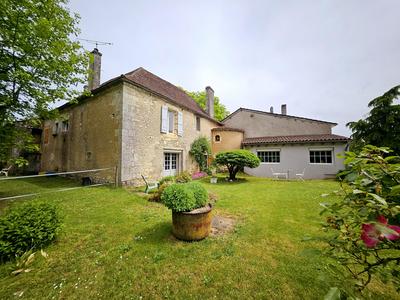 Maison de maîtres - 230 m² - 9 pièces