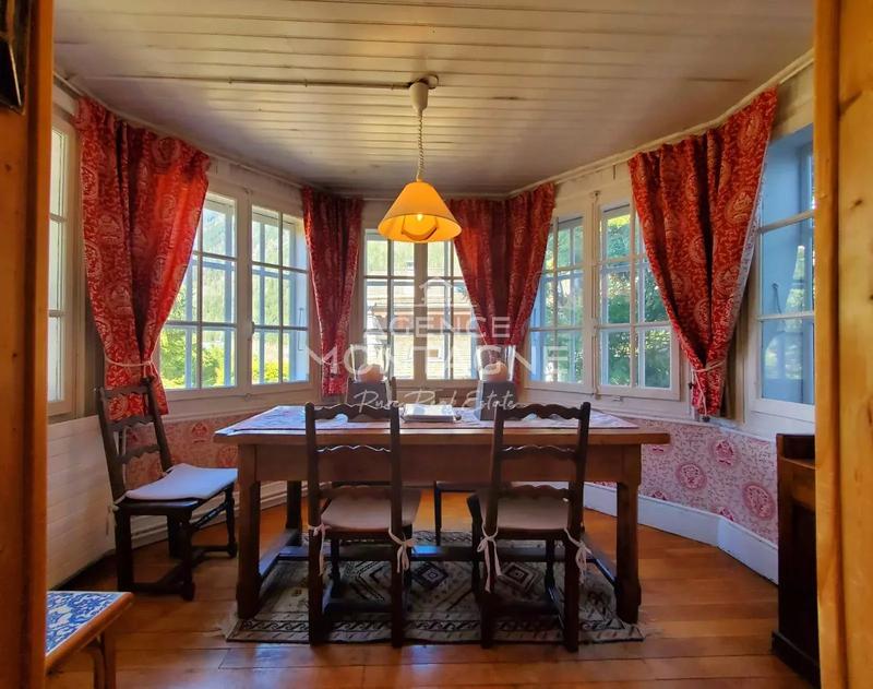 Châlet - 170 m² - 5 pièces