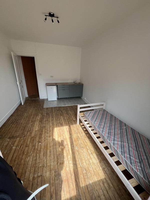 Studio - 24 m² - 1 pièce