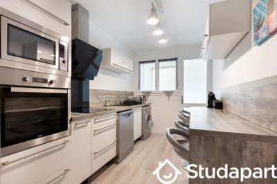 Chambre - 11 m² - 1 pièce