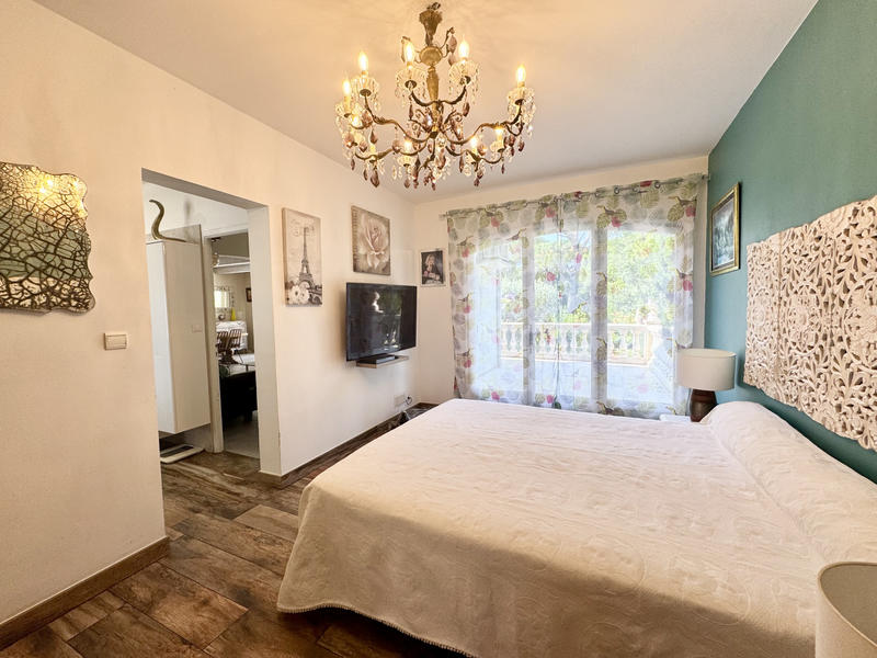 Villa - 160 m² - 10 pièces