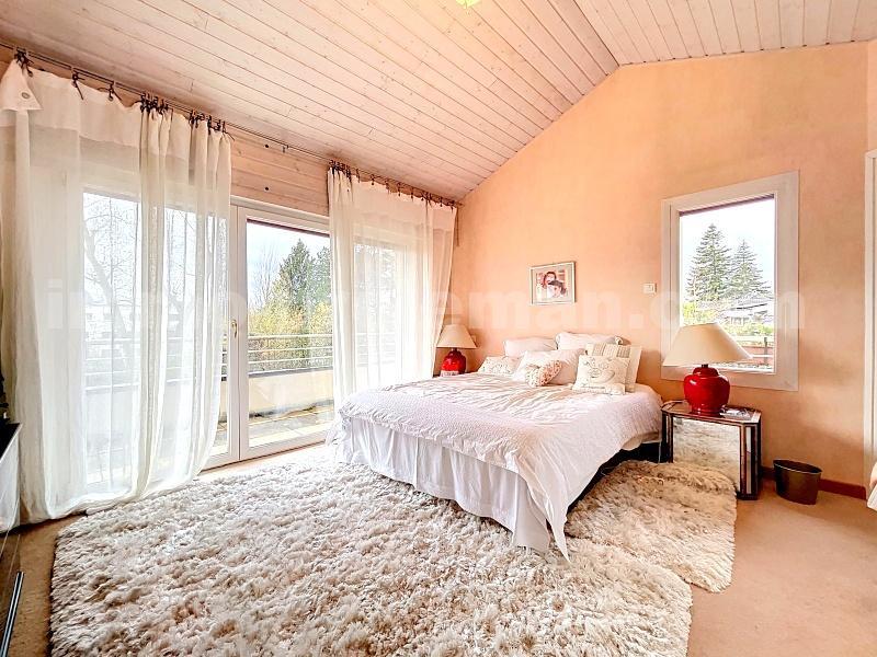 Maison - 297 m² - 7 pièces