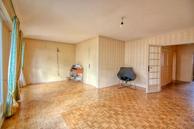Appartement - 86 m² - 4 pièces