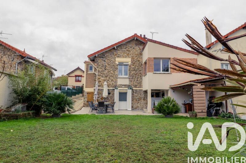 Maison - 92 m² - 4 pièces