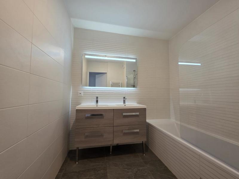 Appartement - 75 m² - 3 pièces