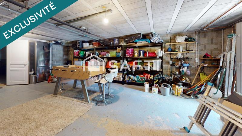 Maison - 215 m² - 9 pièces