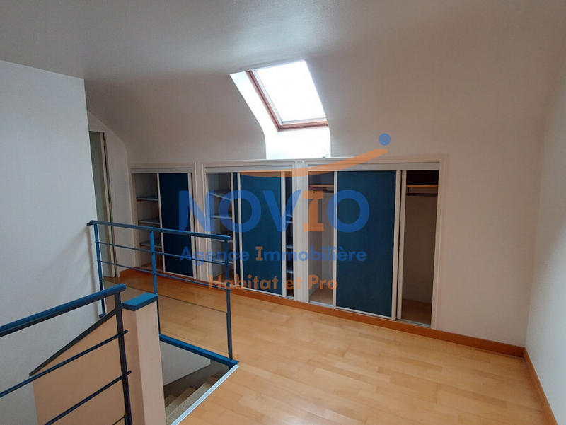 Maison - 286 m² - 9 pièces