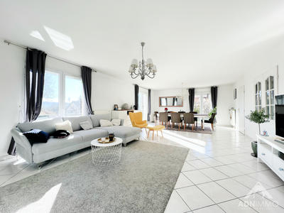 Maison - 170 m² - 6 pièces