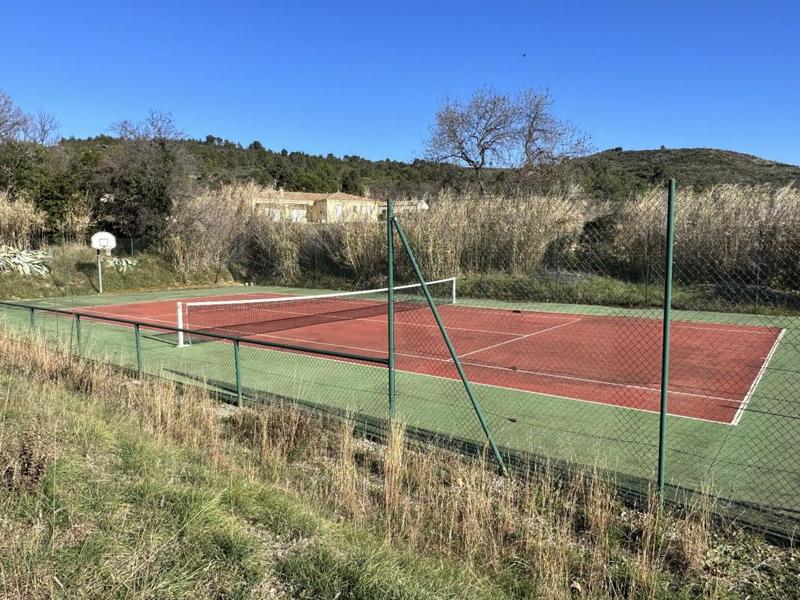 Villa - 245 m² - 8 pièces