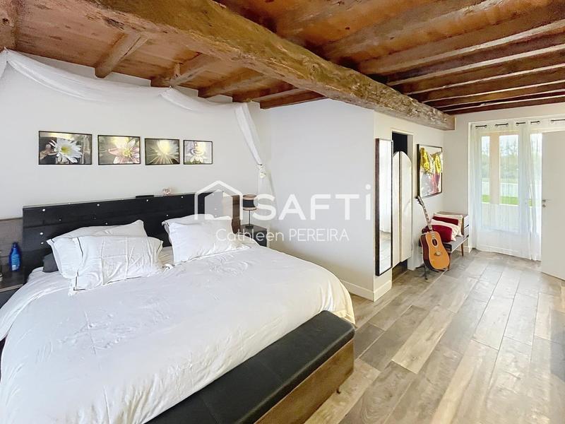 Maison - 596 m² - 11 pièces