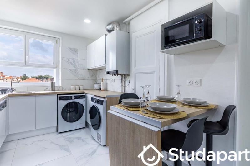 Chambre - 1 m² - 1 pièce