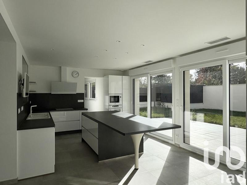 Maison - 158 m² - 5 pièces