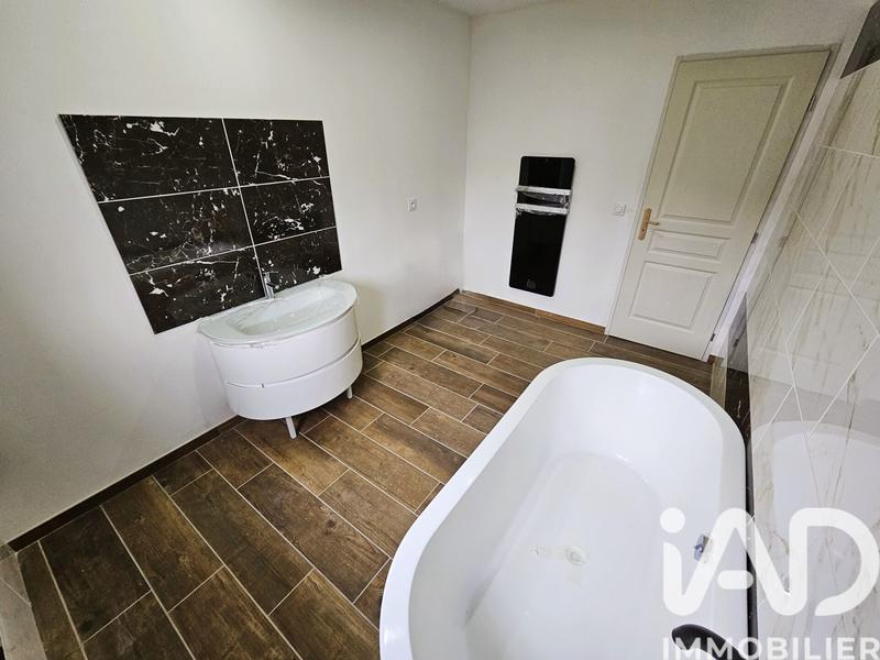 Maison - 137 m² - 5 pièces