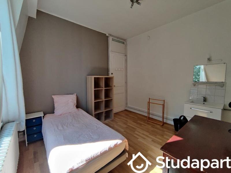 Chambre - 18 m² - 1 pièce