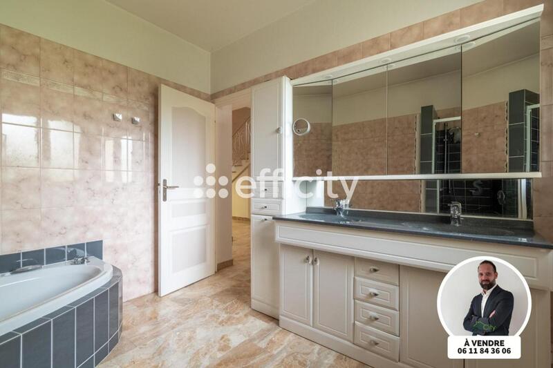 Villa - 170 m² - 6 pièces