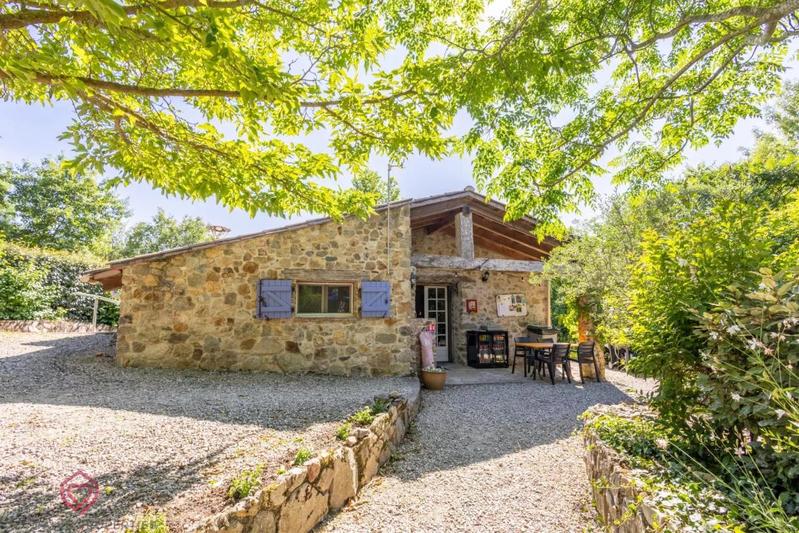 Propriété - 430 m² - 15 pièces